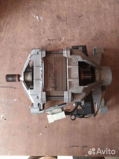 Двигататель стиральной машины