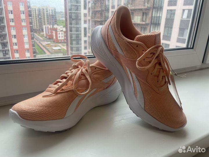 Кроссовки reebok energen tech женские