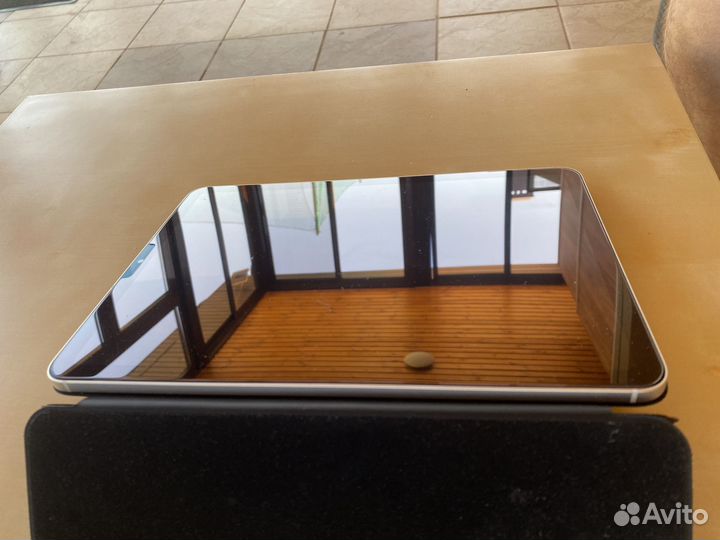 iPad air 5 2022 cellular 64 gb