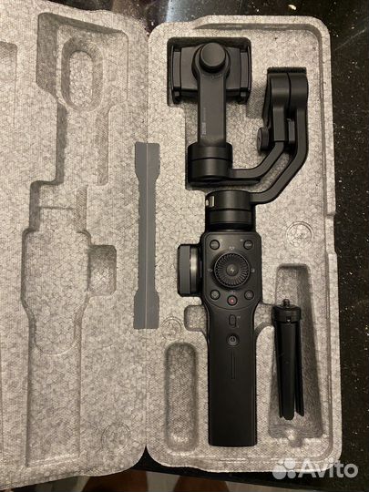 Стабилизатор для съемки zhiyun smooth 4