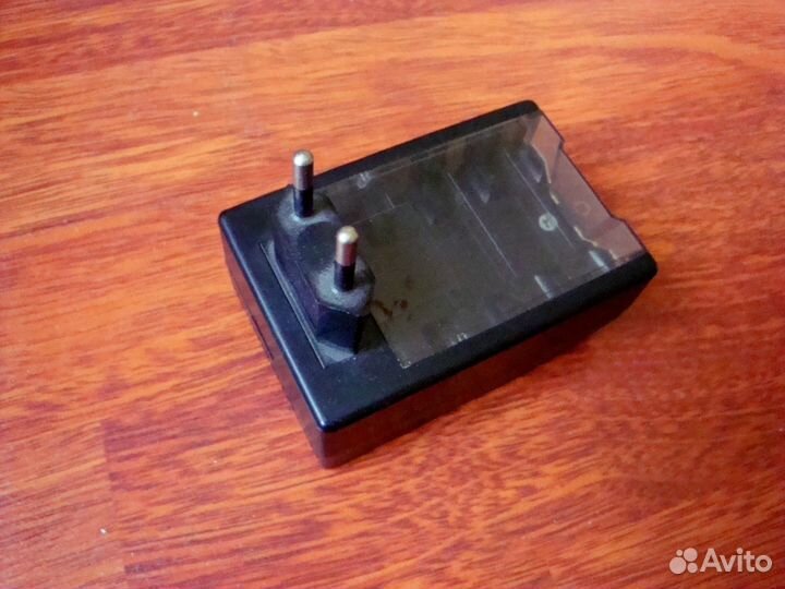 Зарядное устройство