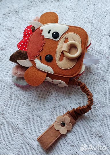 Книга из фетра погремушка