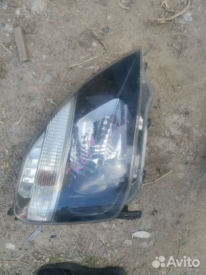 Фара Honda stream ксенон