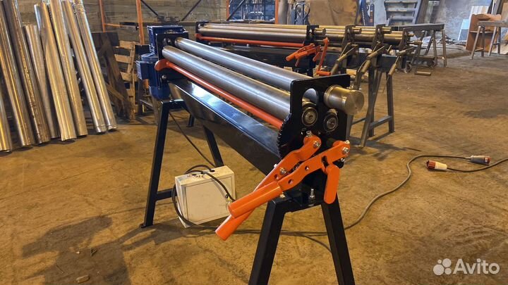 Вальцовочный станок. Вальцы 1300х0,8