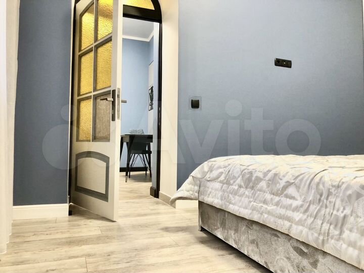 2-к. квартира, 55 м², 1/3 эт.