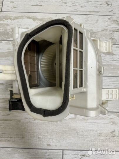 Мотор печки Nissan Skyline ECR 33