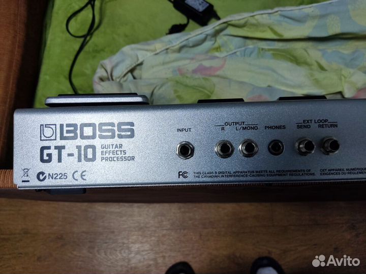 Гитарный процессор boss GT-10 с чехлом