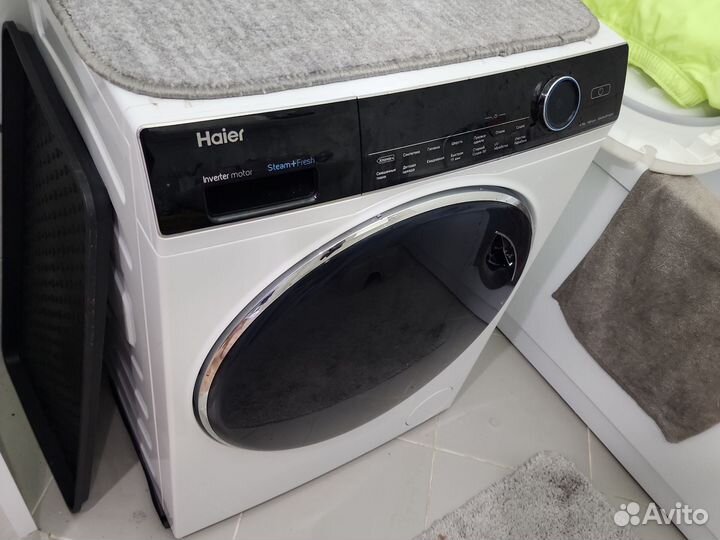 Стирально-сушильная машина Haier HWD80 1400 Rpm