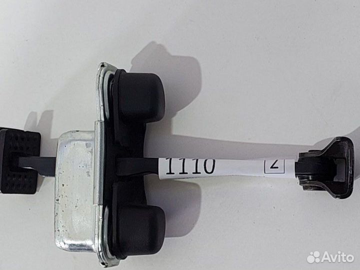 Ограничитель двери передний правый Hyundai I40