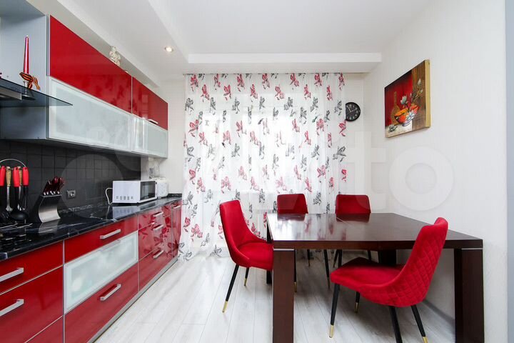 3-к. квартира, 84,5 м², 2/6 эт.