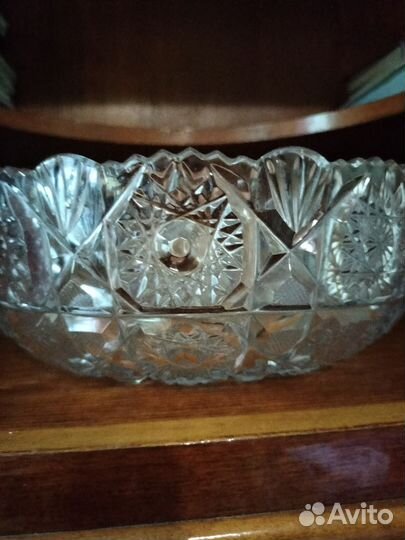 Хрустальная ваза