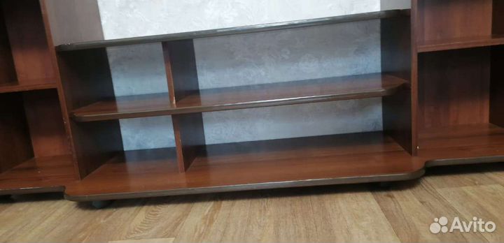 Тумба под телевизор