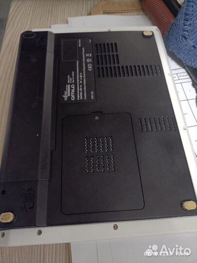 Fujitsu Siemens amilo Mini Ui 3520