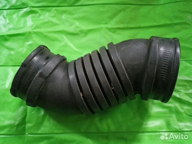 Патрубок воздушного фильтра Subaru Forester SG9 06