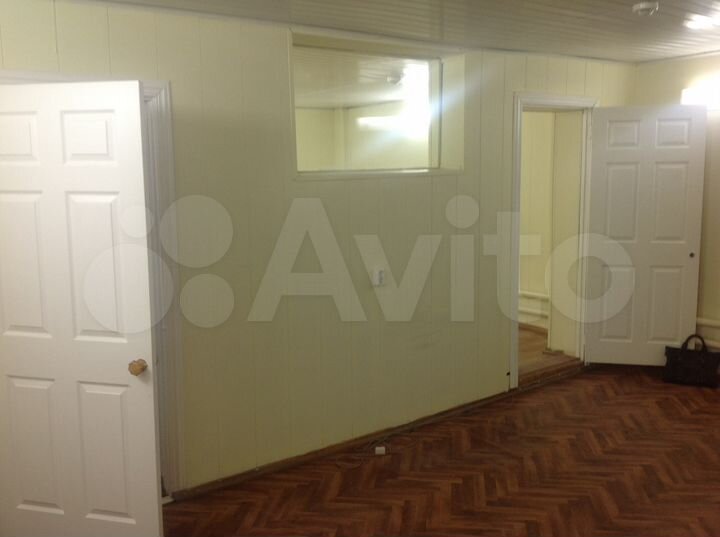 Складское помещение, 980 м²