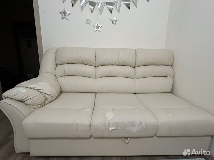Диван прямой раскладной большой