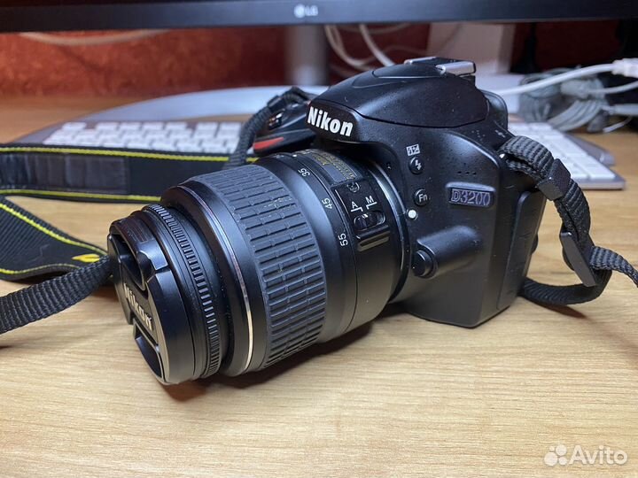 Фотокамера Nikon d3200