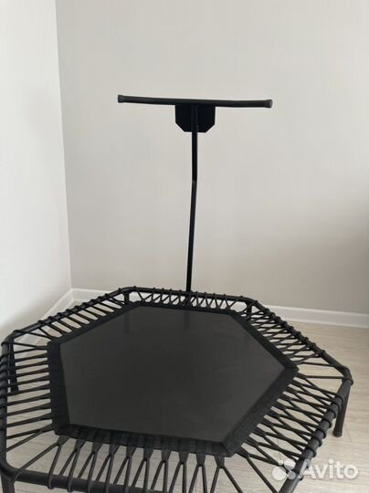 Батут для фитнеса с ручкой jumpman