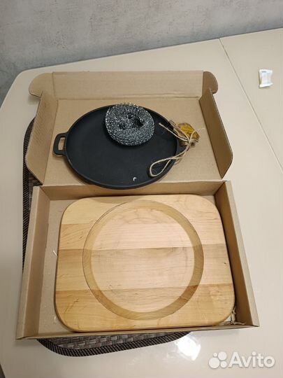 Чугунная сковорода