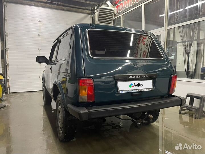 LADA 4x4 (Нива) 1.7 МТ, 2010, 165 000 км