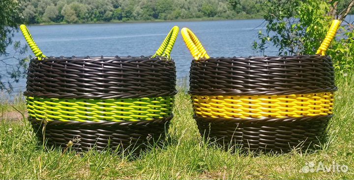 Кашпо из искусственного ротанга