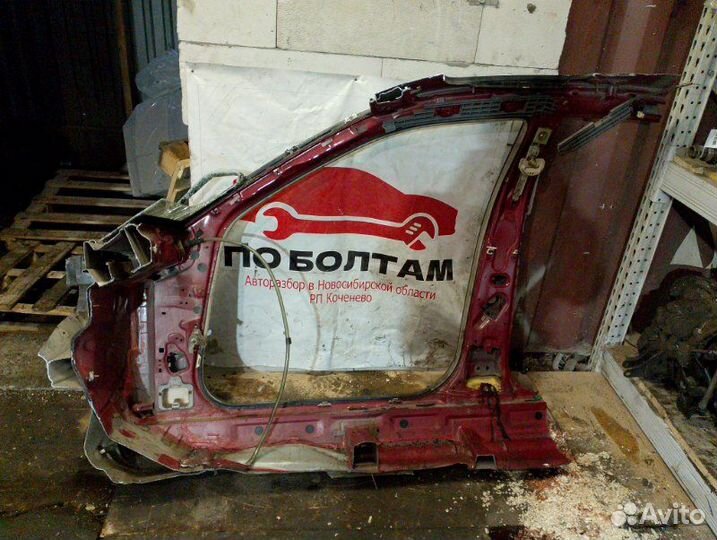 Центральная стойка кузова передняя правая Lexus