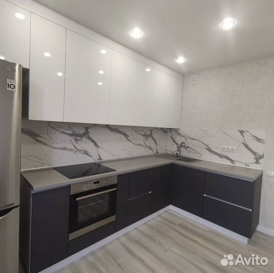 Кухонный гарнитур «Дермонд»