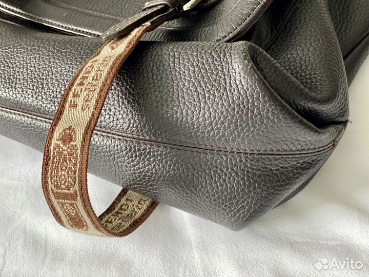 Кожанная сумка Fendi оригинал