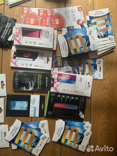 Защитные стёкла и плёнки