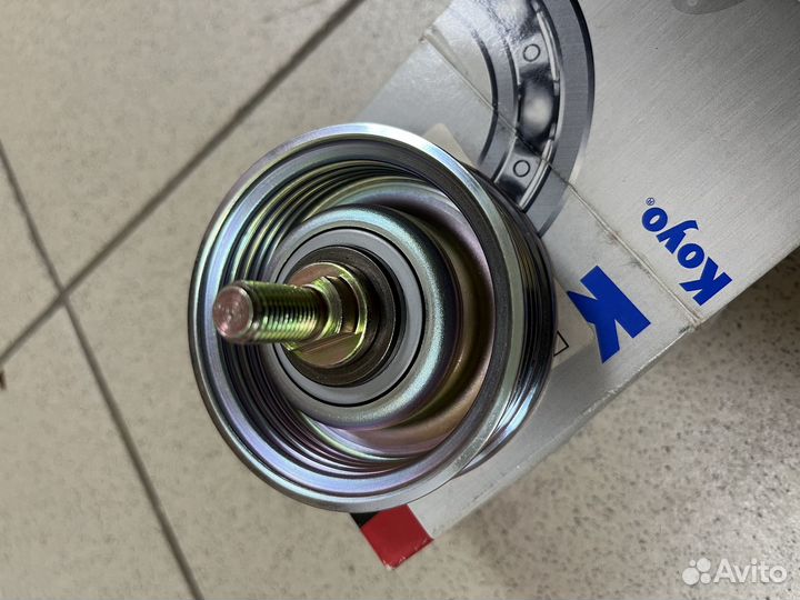 Ролик ремня приводного Mitsubishi