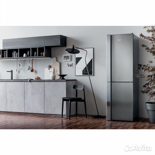 Hotpoint-Ariston HF 9201 X RO Новый