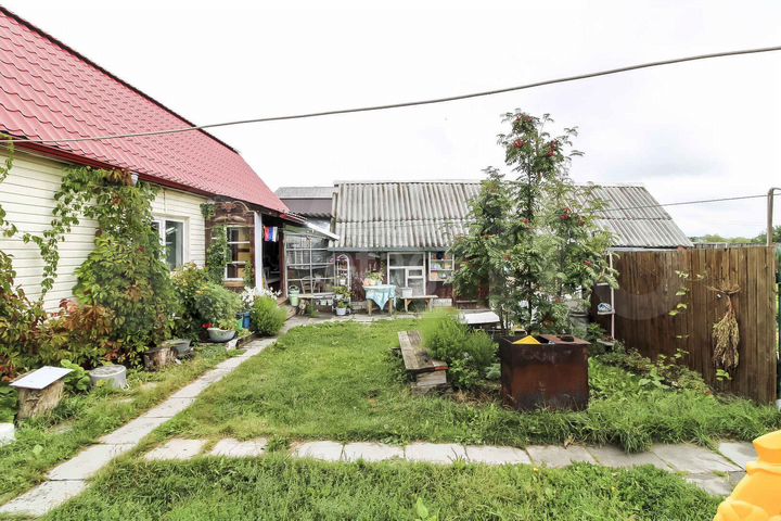 Дом 50 м² на участке 11,7 сот.