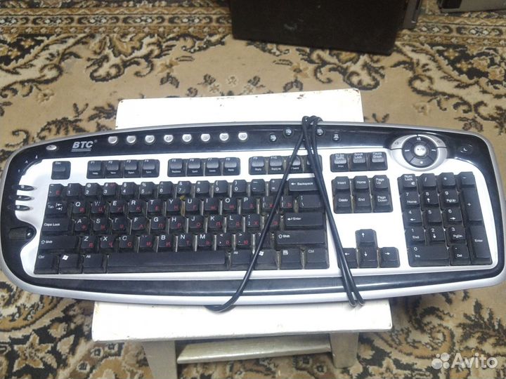 Клавиатура мультимедийная