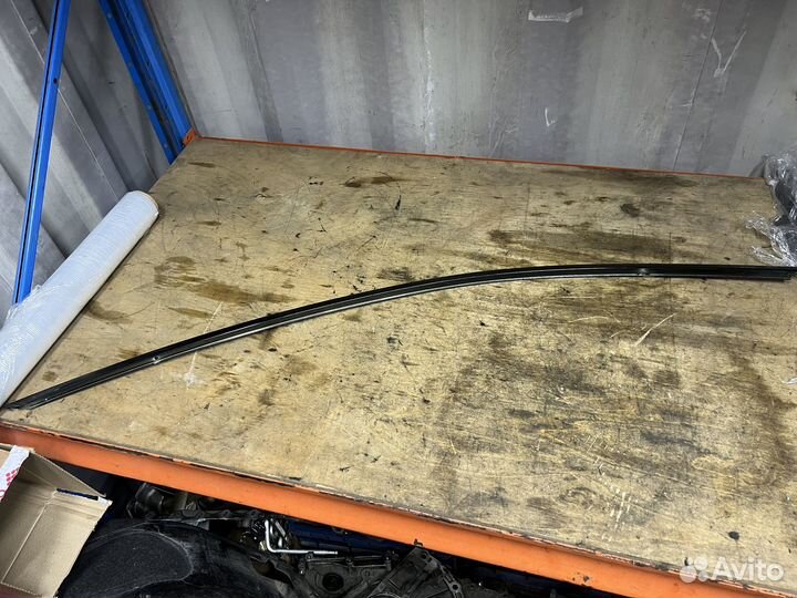 Молдинг передней левой двери BMW F10 F11