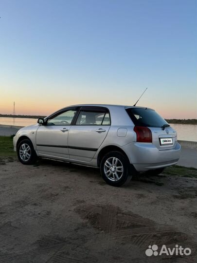 Toyota Corolla 1.6 AT, 2003, 300 000 км