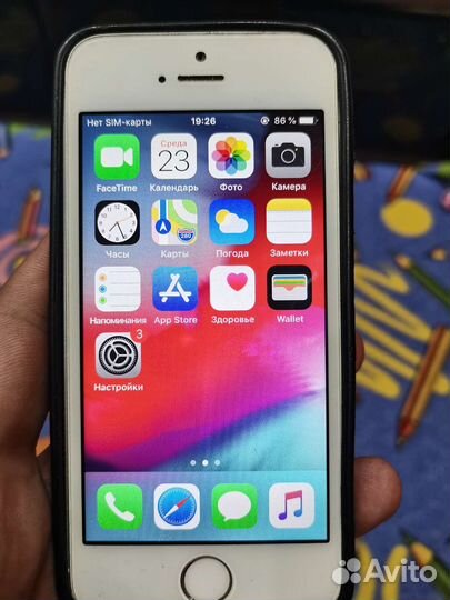 Телефон iPhone 5s