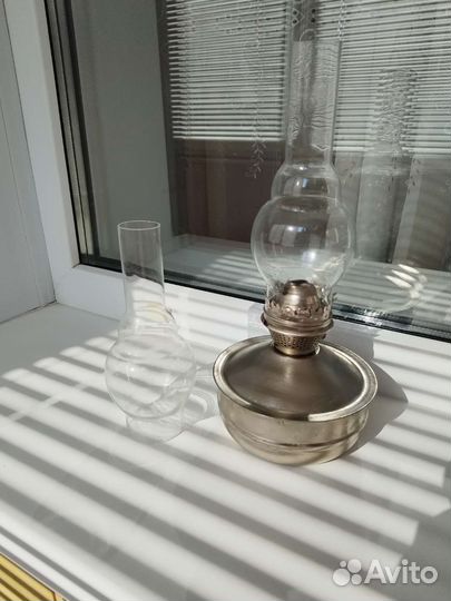 Керосиновая лампа стекло