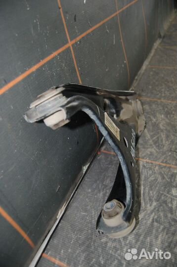 Рычаг передний правый - Renault Logan 2