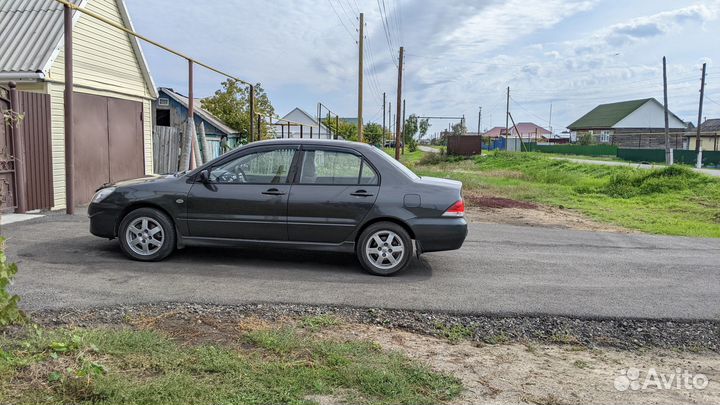 Mitsubishi Lancer 1.6 AT, 2003, 354 000 км