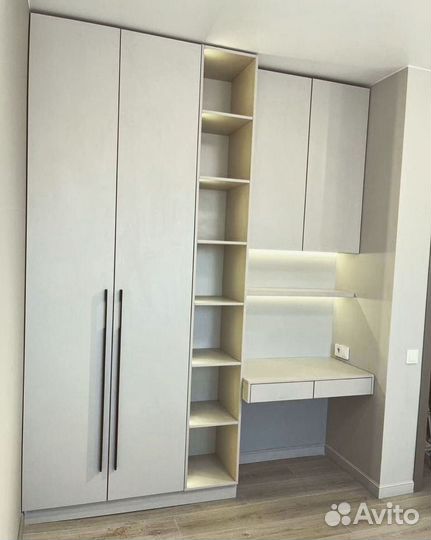 Шкаф трехстворчатый (и другие)