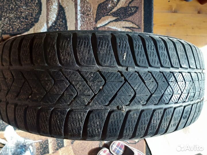 Pirelli Chrono 225/50 R18 95H