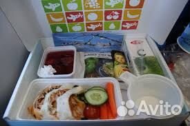 Упаковщик детских наборов в самолеты/Вахта