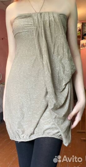 Платье серое блестящее