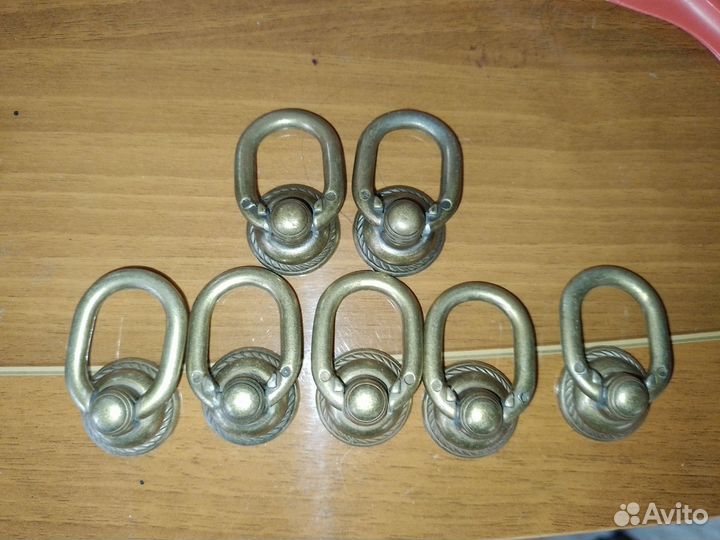 Мебельные ручки