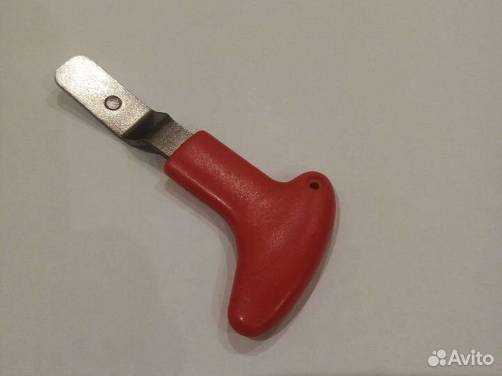 Ключ для роликовых кроссовок