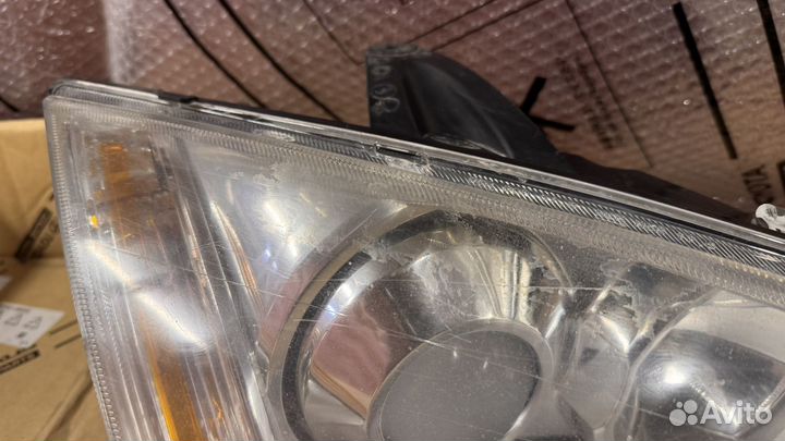 Фара передние Ford Focus 2 2005 4M5113W029HB