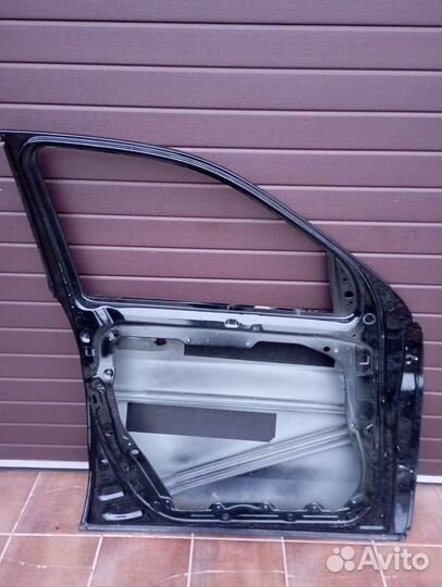 Mersedes W166 GL GLE ML Дверь левая передняя