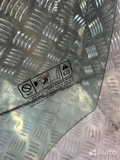 Стекло переднее левое Ford Mondeo 4 1.6 2012