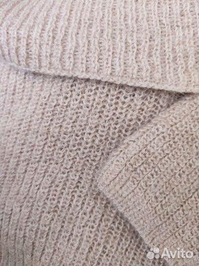 Свитер COS новый шерсть