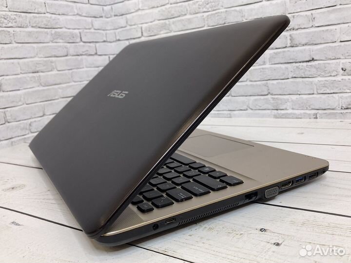 Игровой ноутбук Asus i3/SSD 256gb /12gb/2gb видео